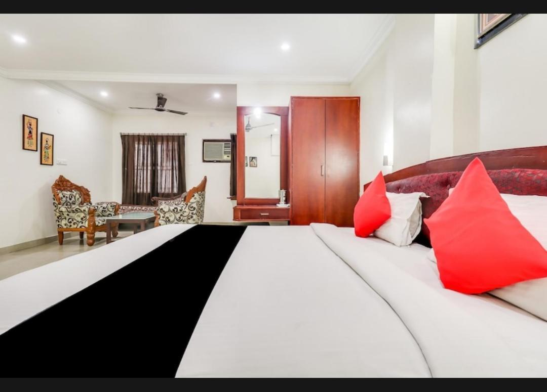 Hotel Balini Madurai Luaran gambar